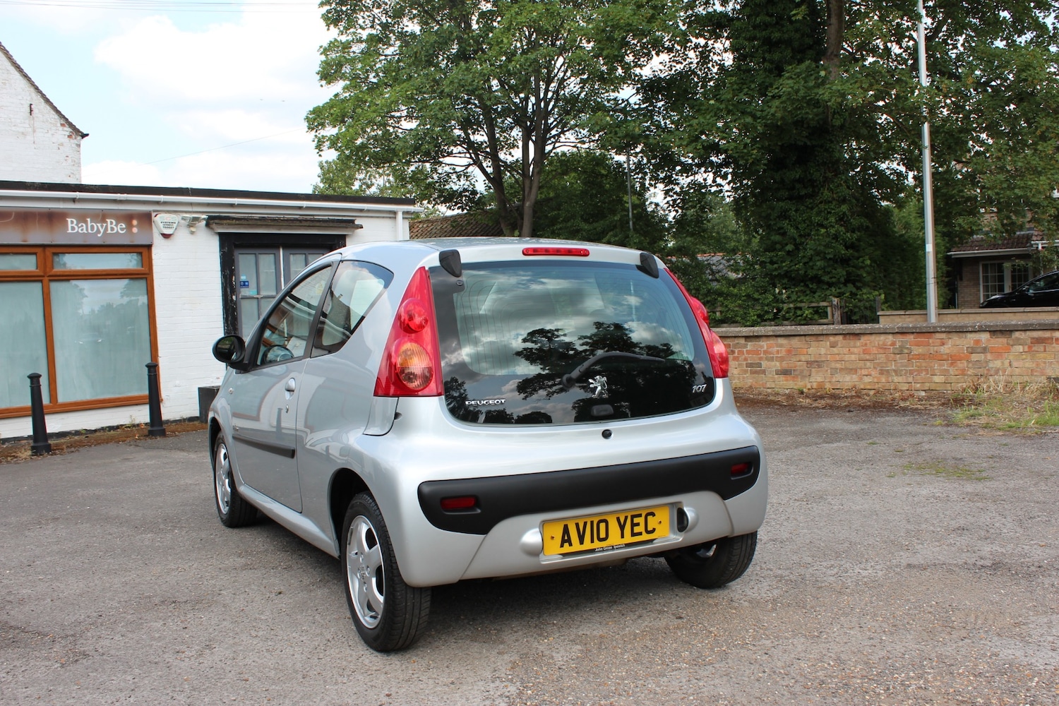 Used Peugeot 107 2010 for sale - 76615863: Photo 14