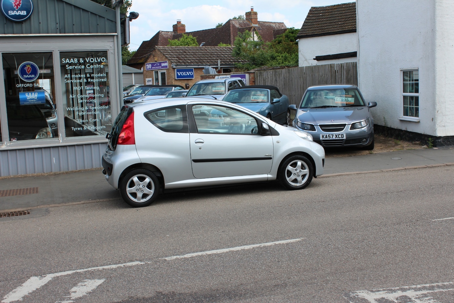 Used Peugeot 107 2010 for sale - 76615863: Photo 5