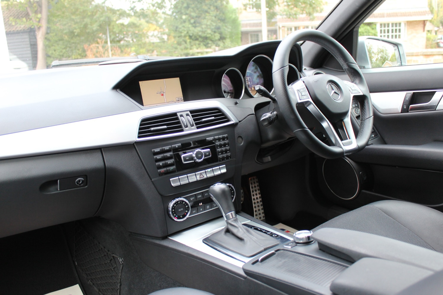 Used Mercedes-Benz C Class 2011 for sale - 76611313: Photo 30