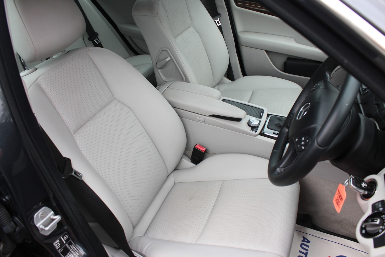 Used Mercedes-Benz C Class 2009 for sale - 76615708: Photo 7