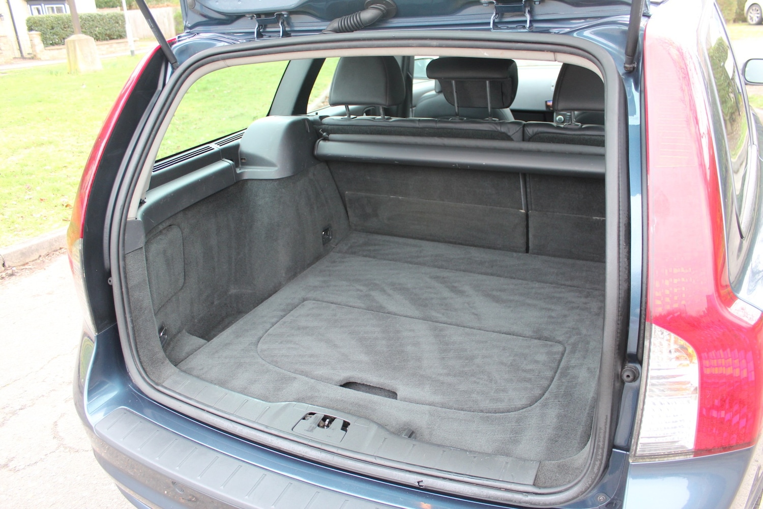 Used Volvo V50 2008 for sale - 77591826: Photo 20