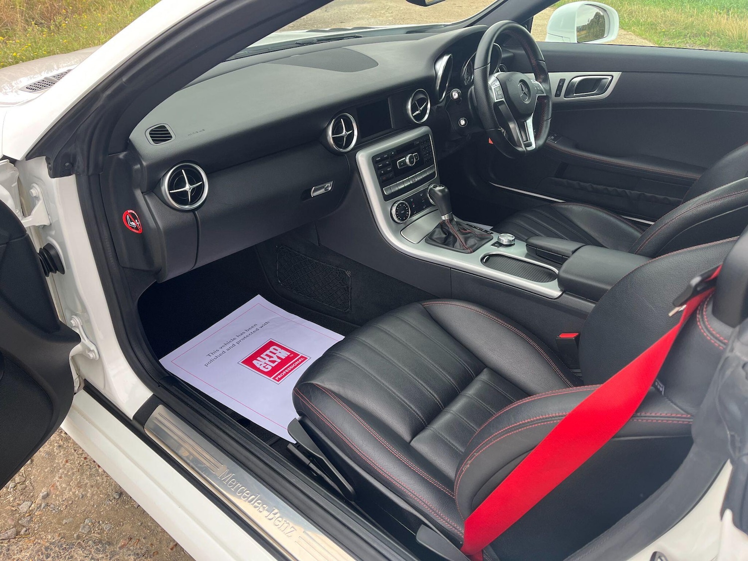 Used Mercedes-Benz SLK 2014 for sale - 76551997: Photo 14