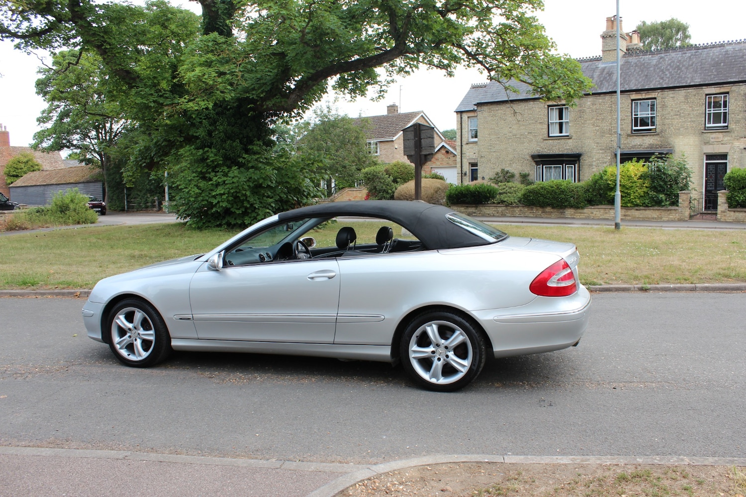 Used Mercedes-Benz CLK 2003 for sale - 76626758: Photo 10