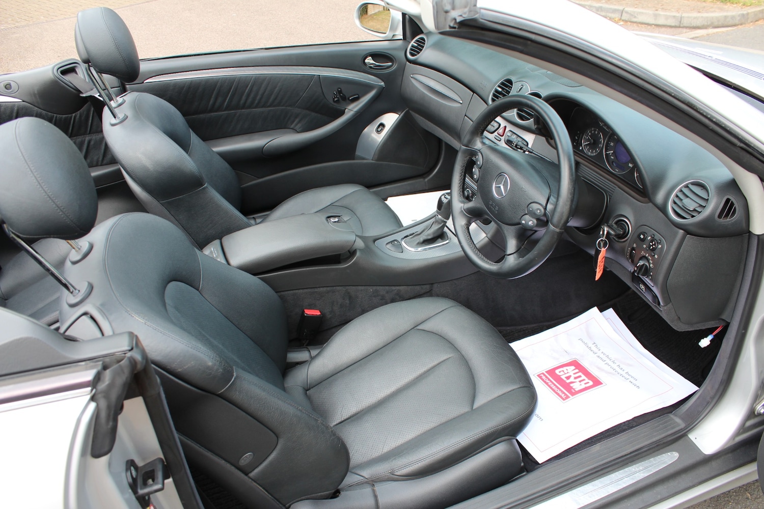 Used Mercedes-Benz CLK 2003 for sale - 76626758: Photo 35