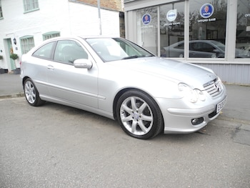 Mercedes-Benz - C Class
