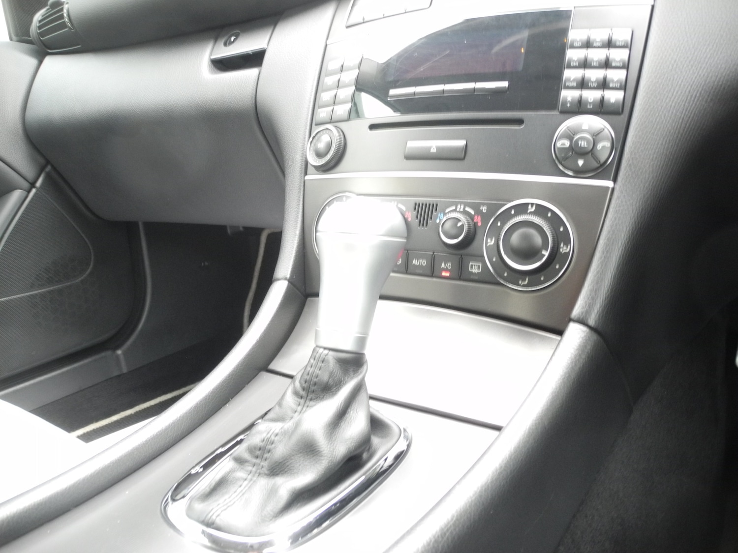 Used Mercedes-Benz C Class 2008 for sale - 76637844: Photo 7