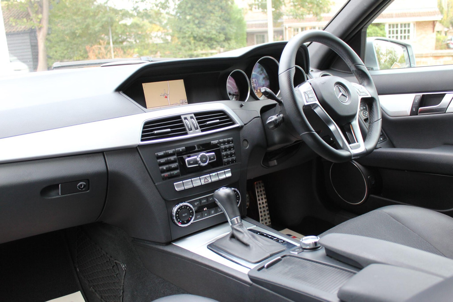 Used Mercedes-Benz C Class 2011 for sale - 76551981: Photo 31