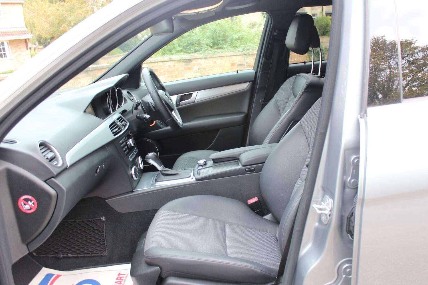 Used Mercedes-Benz C Class 2011 for sale - 76551981: Photo 32