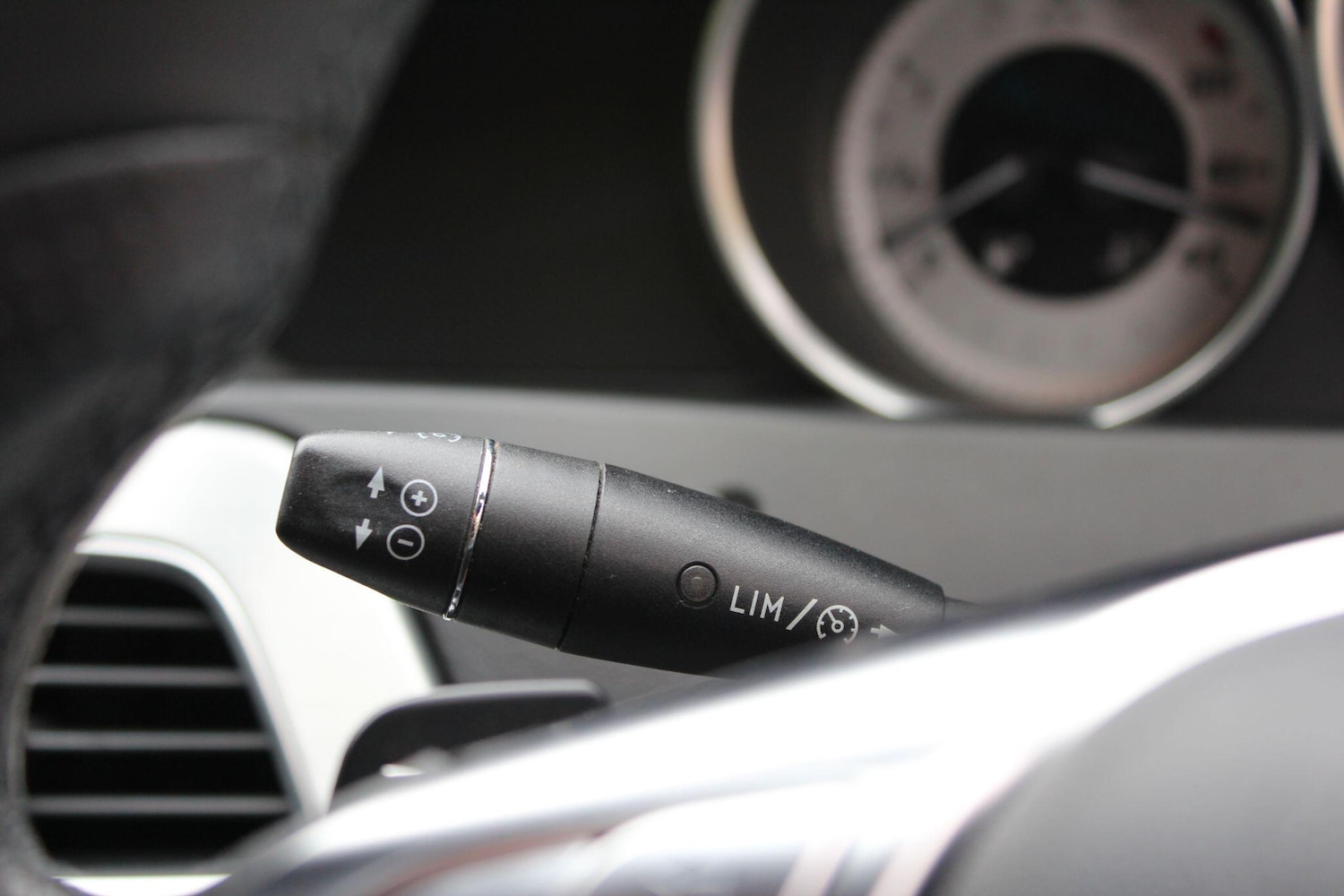 Used Mercedes-Benz C Class 2011 for sale - 76551981: Photo 37