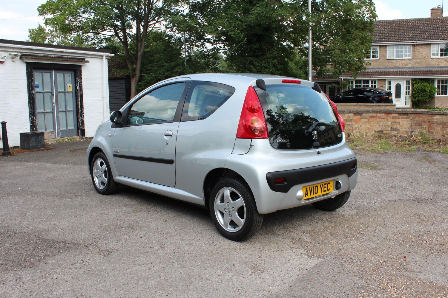 Used Peugeot 107 2010 for sale - 76551989: Photo 13