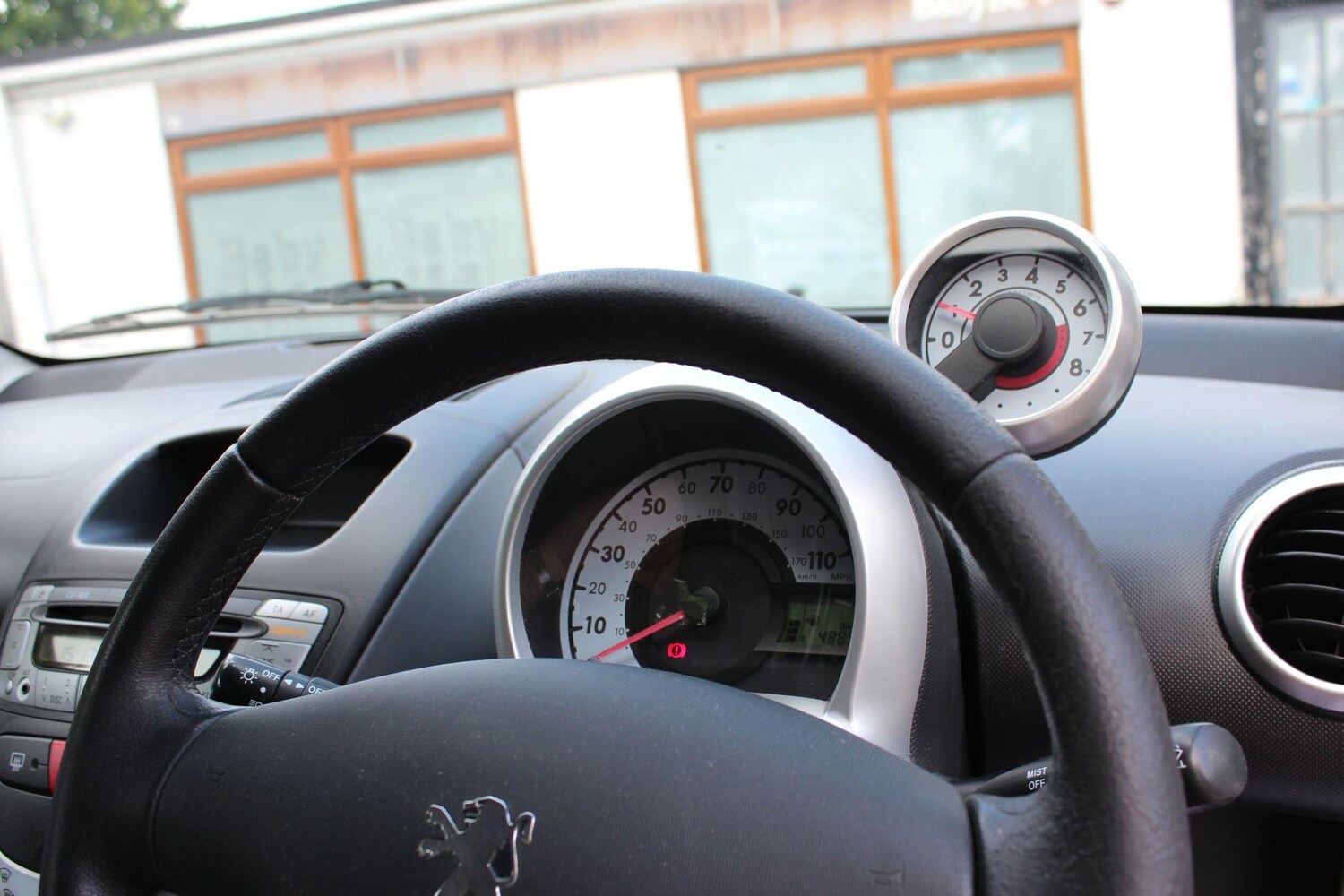 Used Peugeot 107 2010 for sale - 76551989: Photo 26