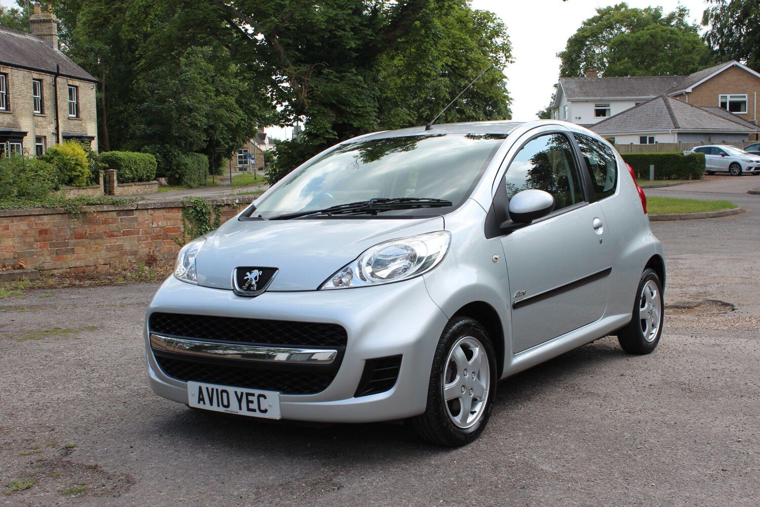 Used Peugeot 107 2010 for sale - 76551989: Photo 9