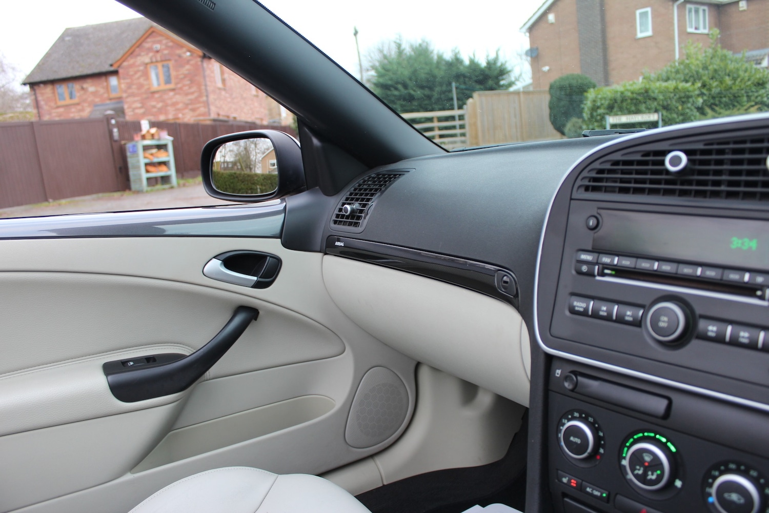 Used Saab 9-3 2010 for sale - 77367202: Photo 52