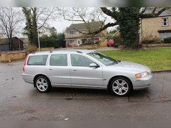 Used Volvo V70 2005 for sale - 77603465: Photo