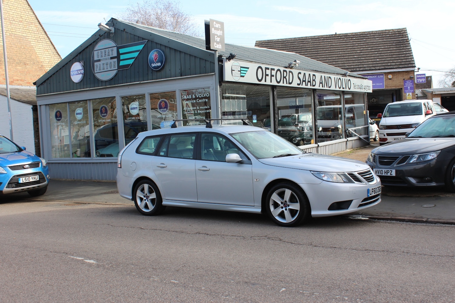 Used Saab 9-3 2010 for sale - 77640207: Photo 2