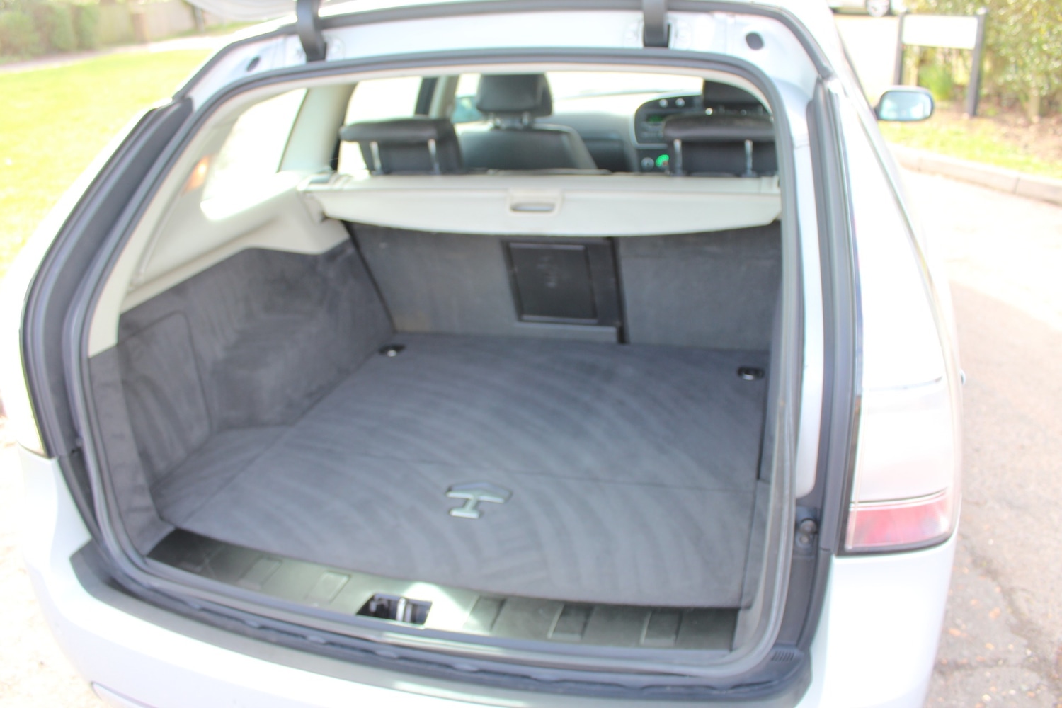 Used Saab 9-3 2010 for sale - 77640207: Photo 24