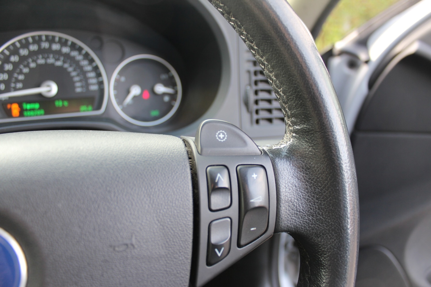 Used Saab 9-3 2010 for sale - 77640207: Photo 33