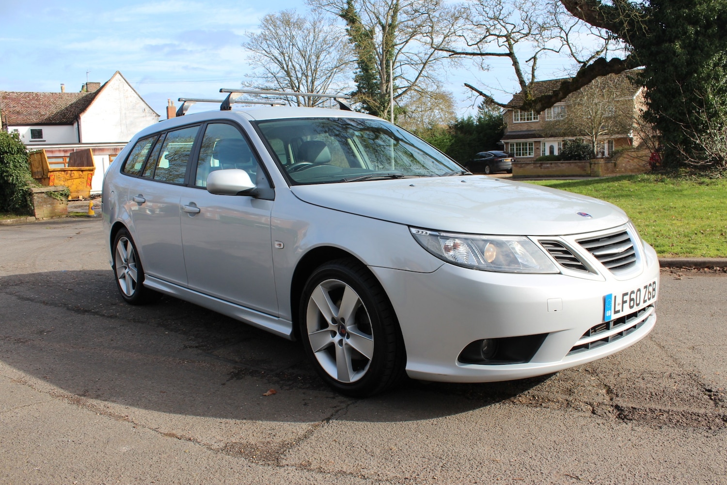 Used Saab 9-3 2010 for sale - 77640207: Photo 8