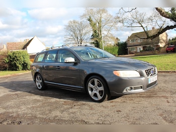 Used Volvo V70 2010 for sale - 77258518: Photo