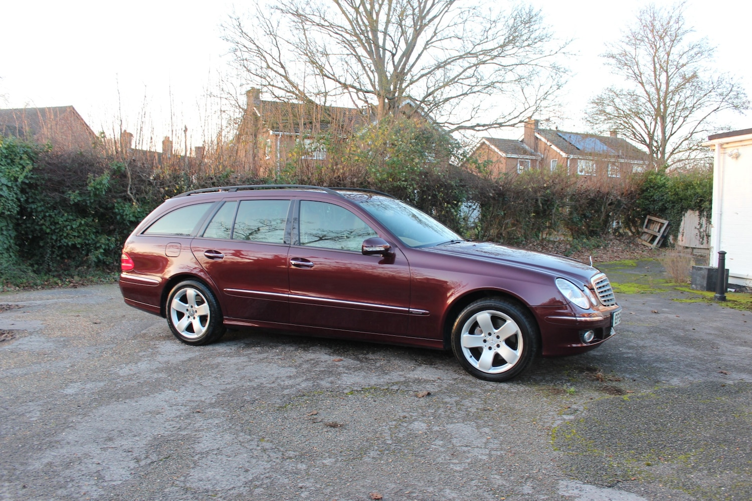 Used Mercedes-Benz E Class 2007 for sale - 76948274: Photo 2