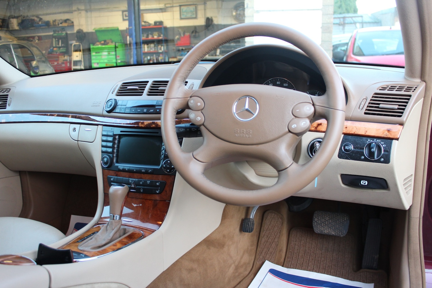 Used Mercedes-Benz E Class 2007 for sale - 76948274: Photo 30