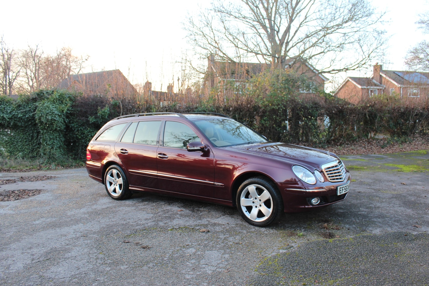 Used Mercedes-Benz E Class 2007 for sale - 76948274: Photo 4