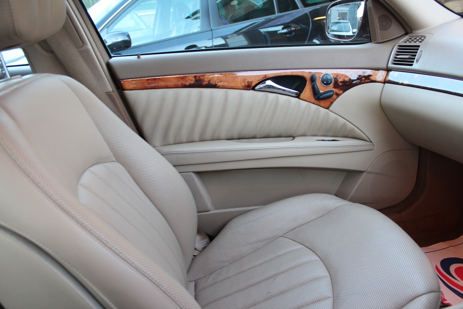 Used Mercedes-Benz E Class 2007 for sale - 76948274: Photo 47