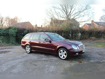 Used Mercedes-Benz E Class 2007 for sale - 76948274: Photo