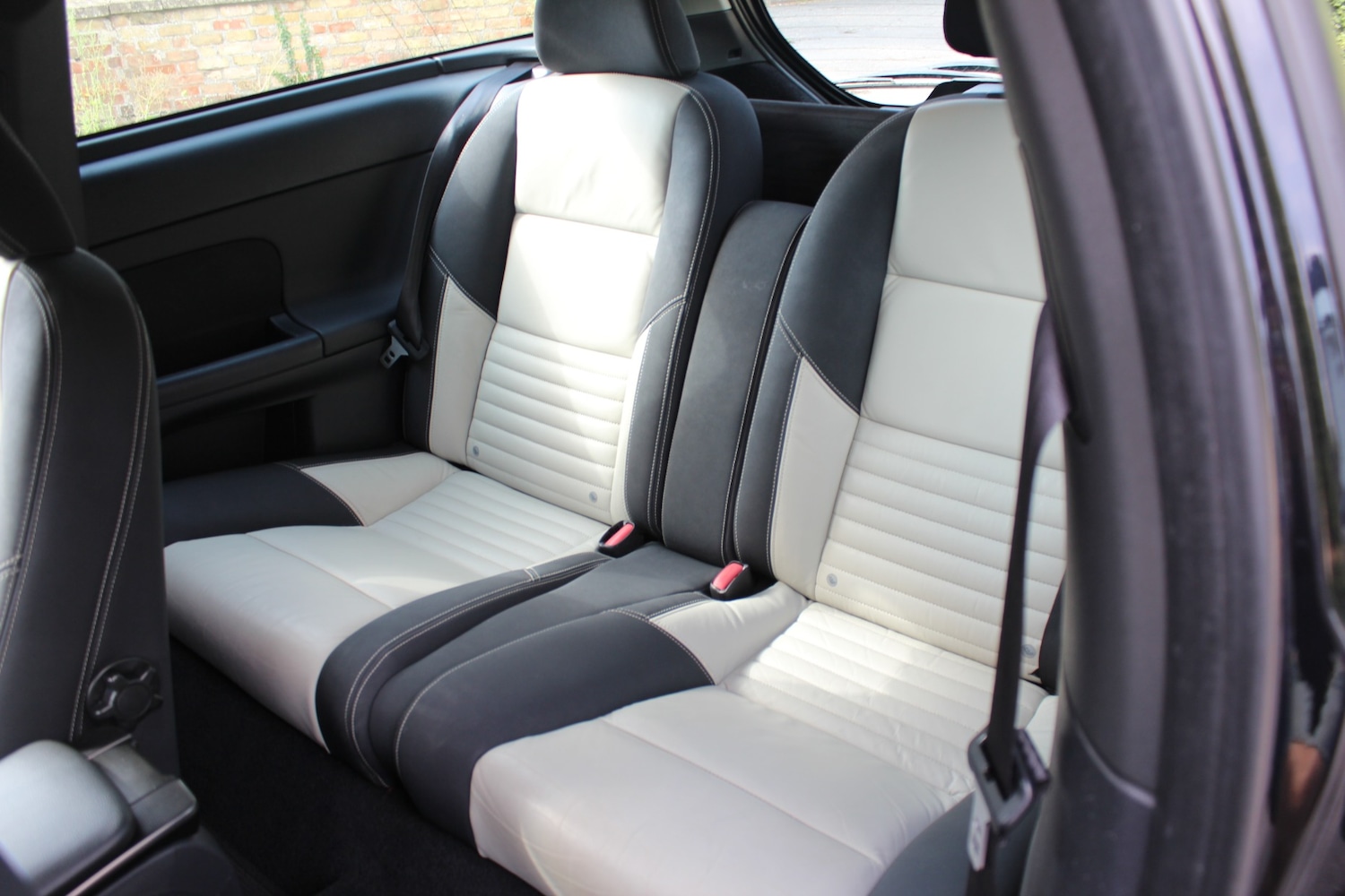 Used Volvo C30 2010 for sale - 76615702: Photo 18