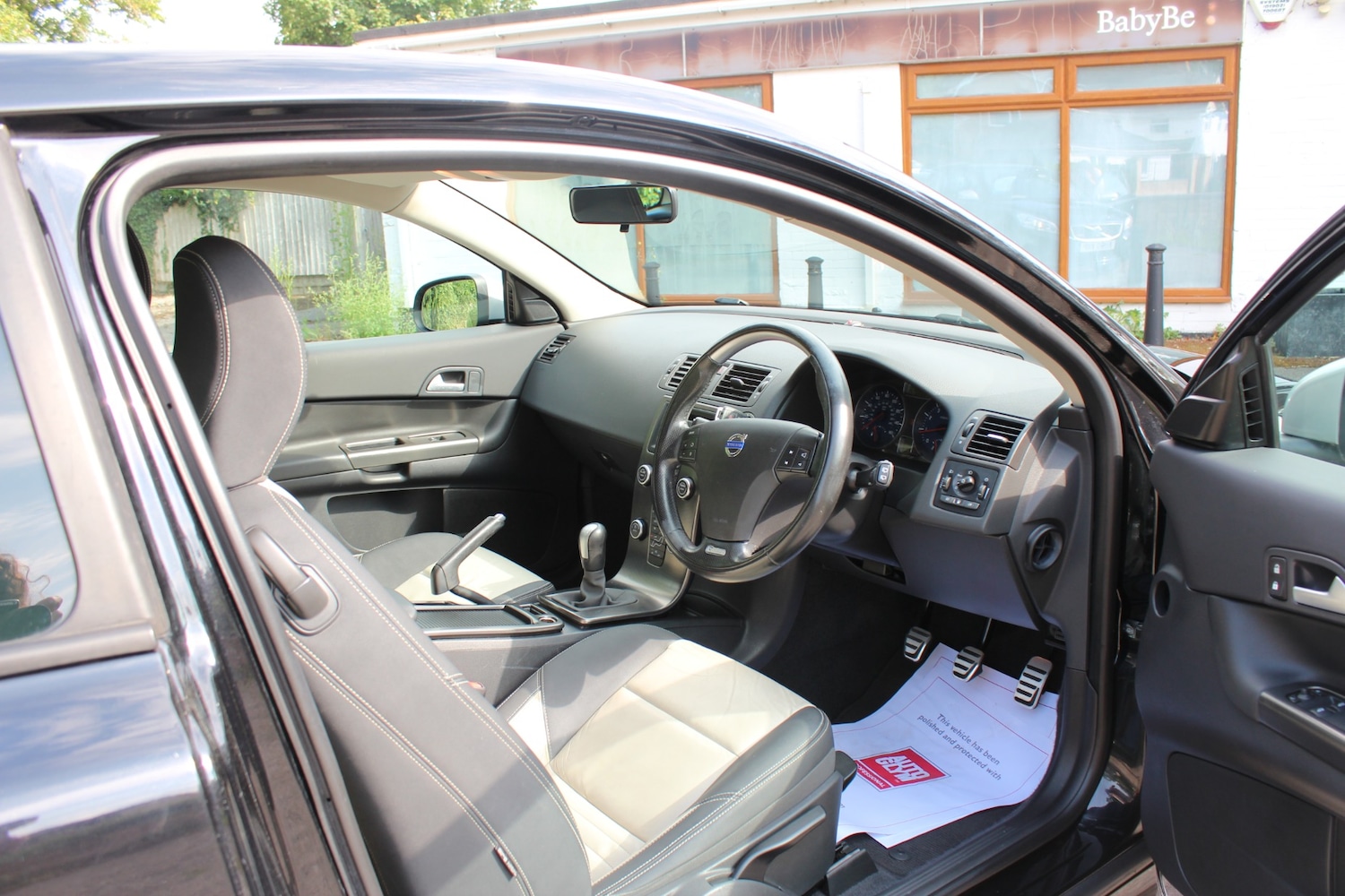 Used Volvo C30 2010 for sale - 76615702: Photo 9