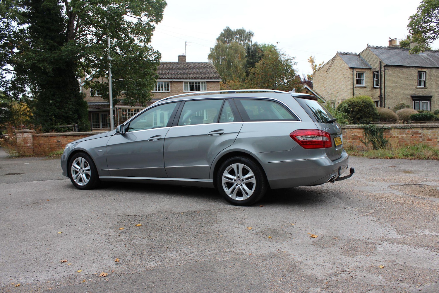 Used Mercedes-Benz E Class 2011 for sale - 76551993: Photo 12