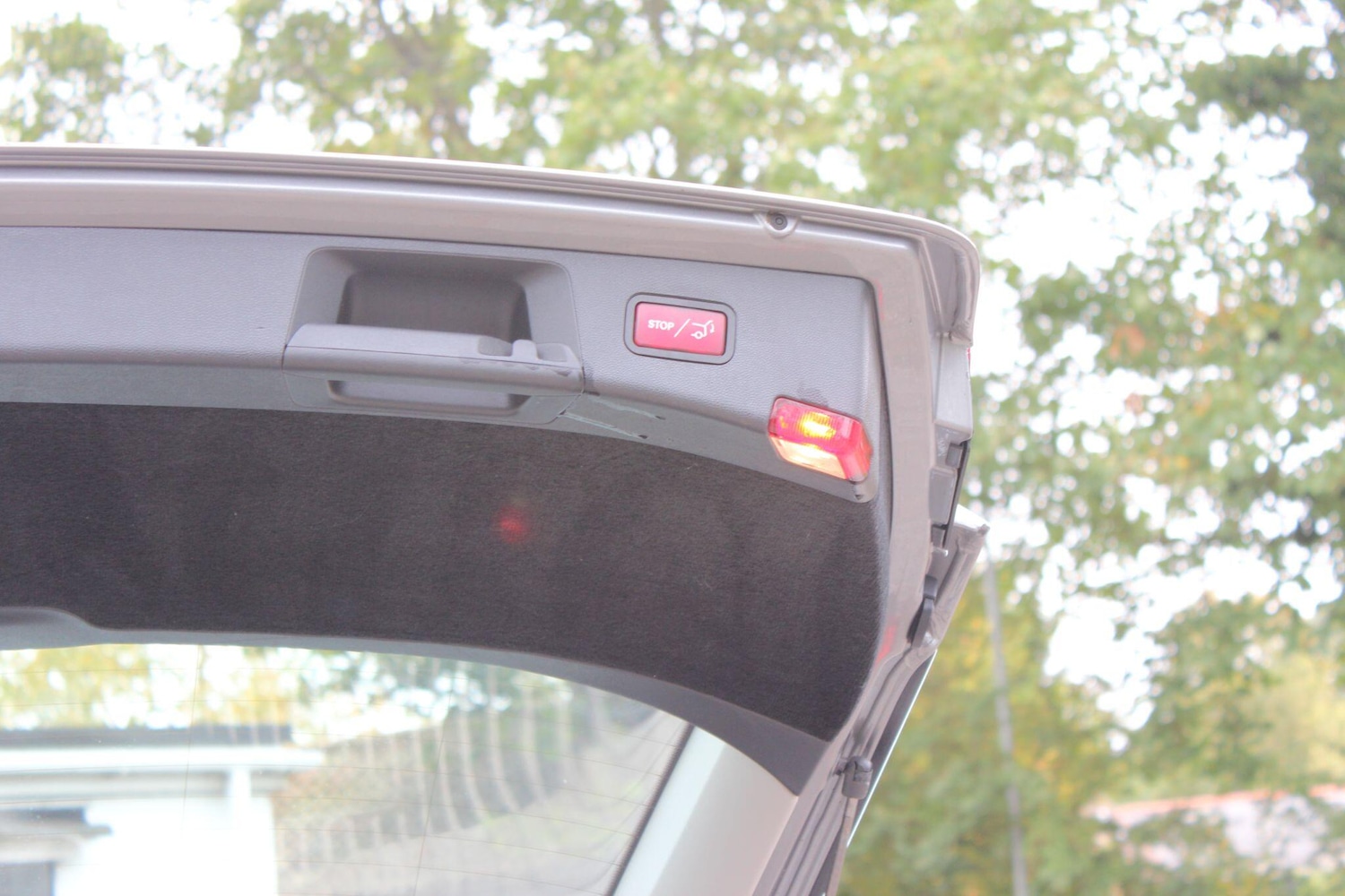 Used Mercedes-Benz E Class 2011 for sale - 76551993: Photo 22