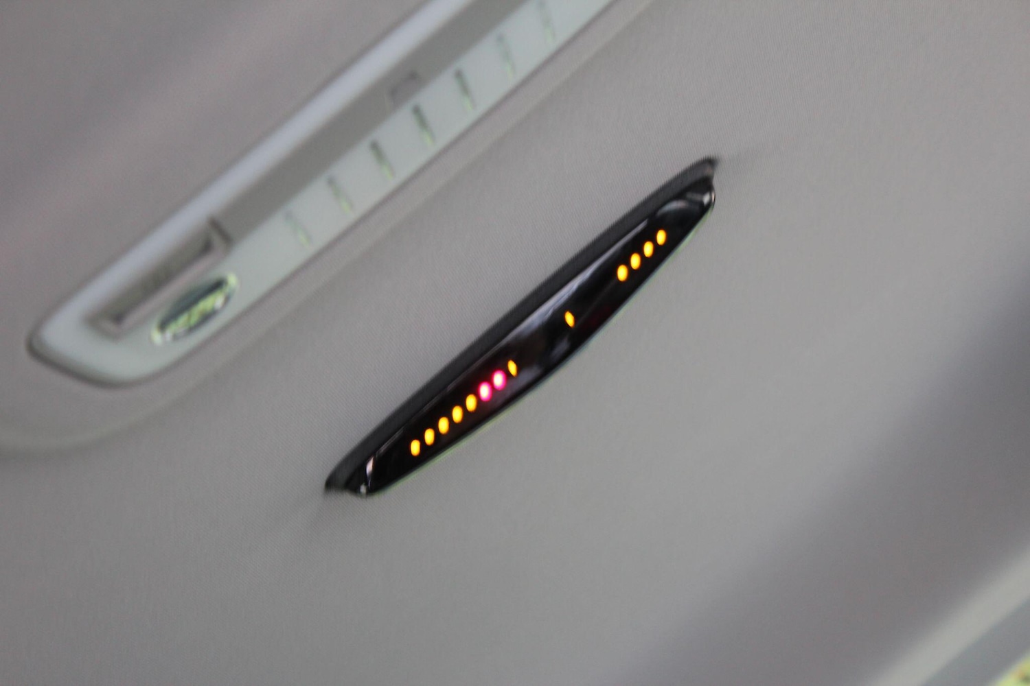 Used Mercedes-Benz E Class 2011 for sale - 76551993: Photo 34