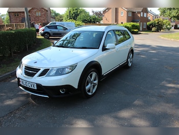 Used Saab 9-3 2010 for sale - 78724747: Photo