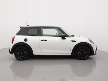 Used MINI Hatch 2023 for sale - 77640880: Photo
