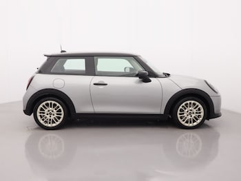 Used MINI Cooper 2024 for sale - 77718107: Photo