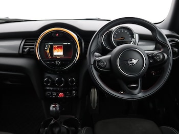 Used MINI Hatch 2020 for sale - 78508003: Photo