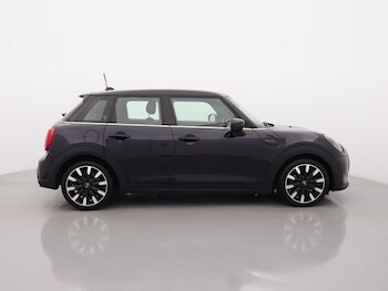 Used MINI Hatch 2023 for sale - 77690976: Photo