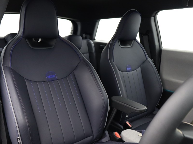 Used MINI Cooper 2025 for sale - 76981674: Photo 11