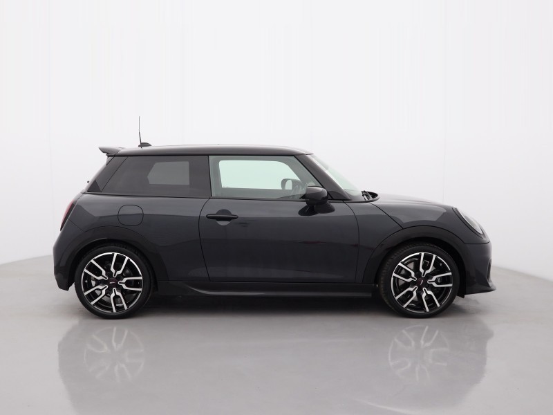 Used MINI Cooper 2024 for sale - 77638880: Photo 3