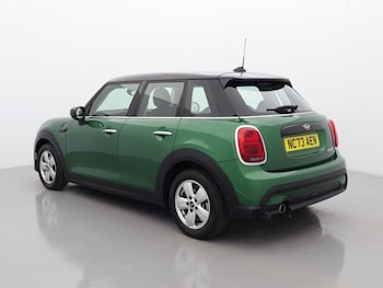 Used MINI Hatch 2024 for sale - 77581456: Photo