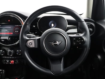 Used MINI Hatch 2021 for sale - 78941762: Photo