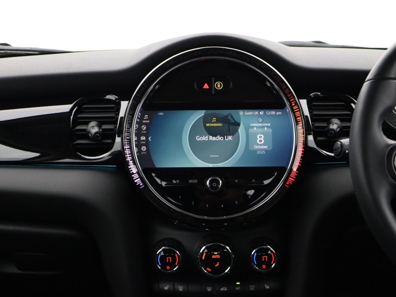 Used MINI Hatch 2023 for sale - 76980904: Photo 8