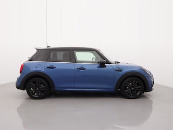 Used MINI Hatch 2022 for sale - 76981205: Photo