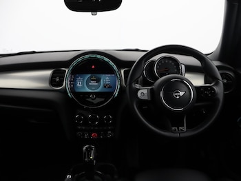 Used MINI Hatch 2022 for sale - 76981585: Photo