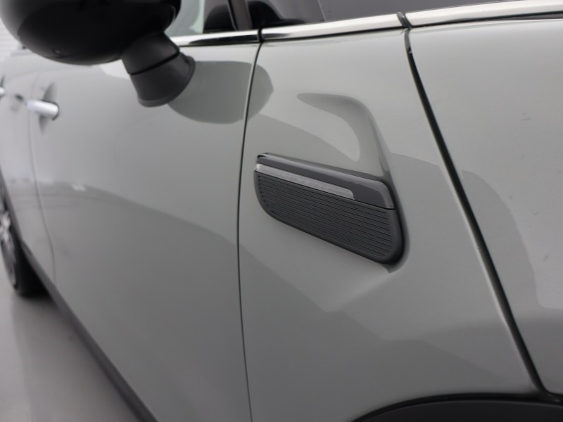 Used MINI Hatch 2022 for sale - 76981585: Photo 60