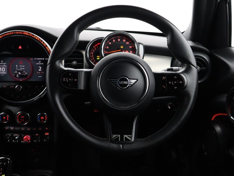 Used MINI Hatch 2022 for sale - 76982057: Photo 4