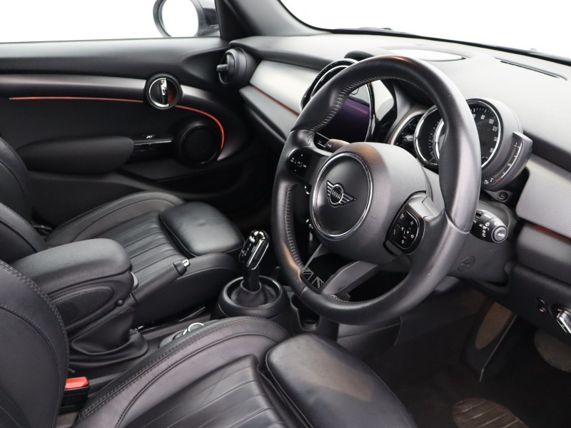 Used MINI Hatch 2022 for sale - 76982057: Photo 5