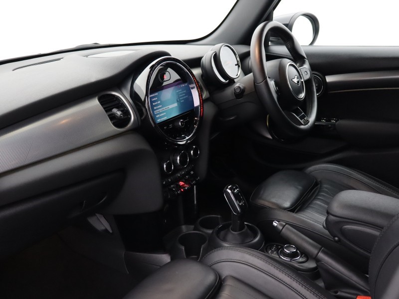 Used MINI Hatch 2022 for sale - 76982057: Photo 6