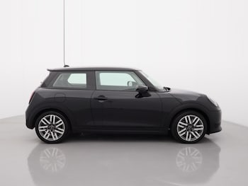 Used MINI Cooper 2024 for sale - 76981442: Photo